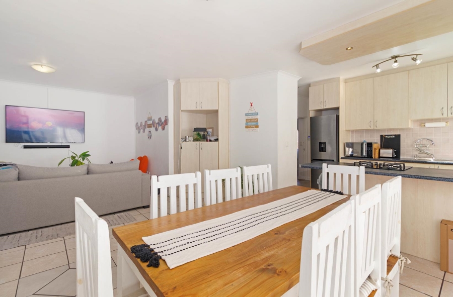 2 Bedroom Property for Sale in Parklands Western Cape